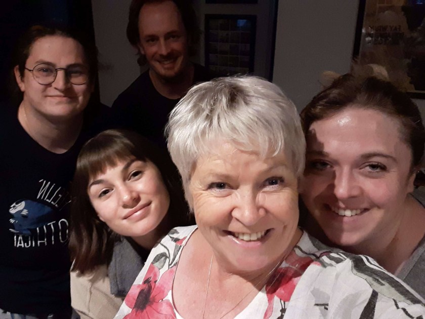 8F428A57-7100-4B2E-B171-2B26616543C1